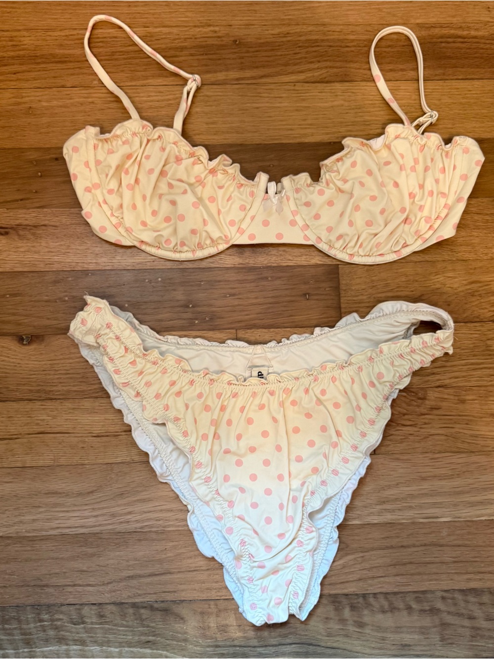Dippin Daisy’s set